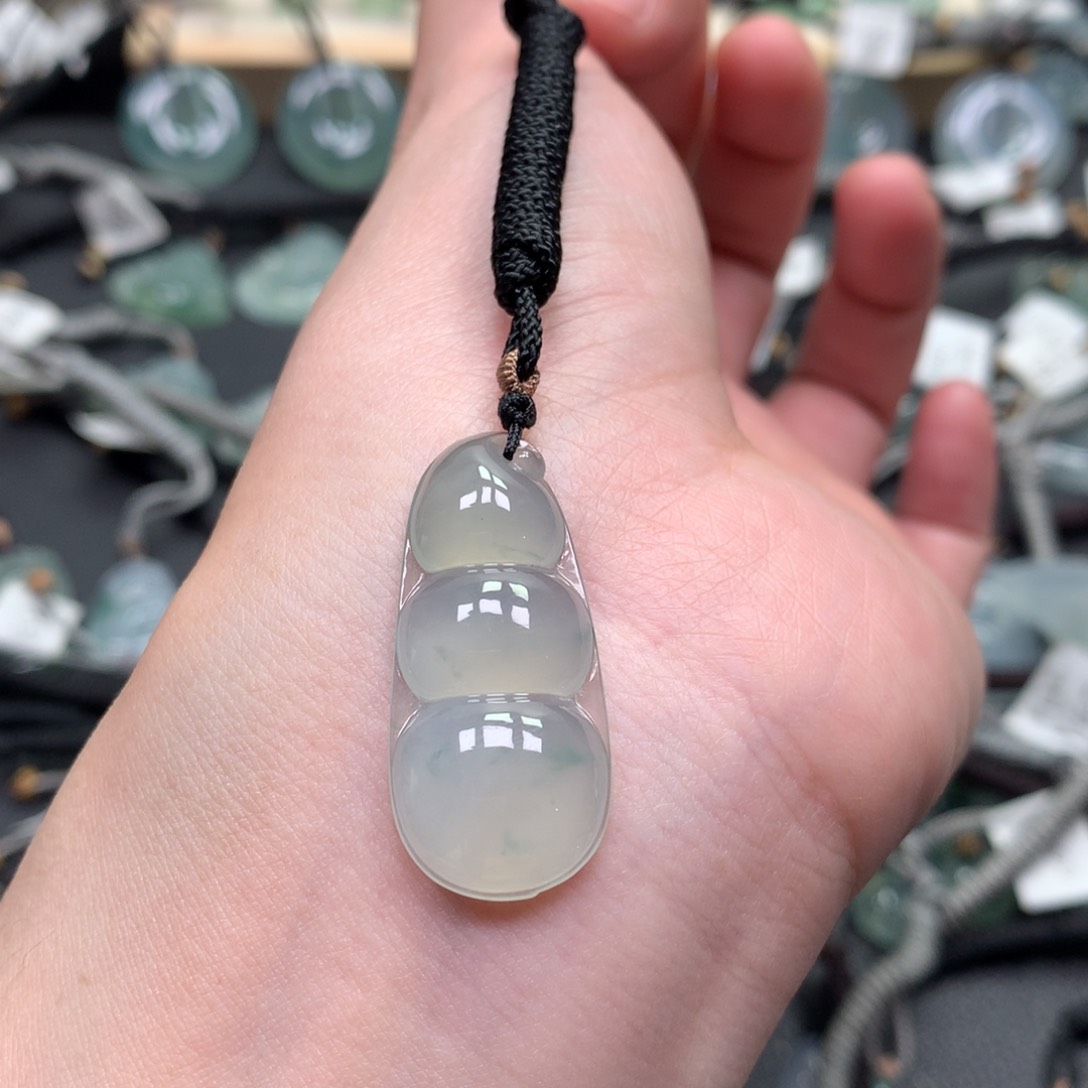 翡翠颈饰未镶嵌000000000