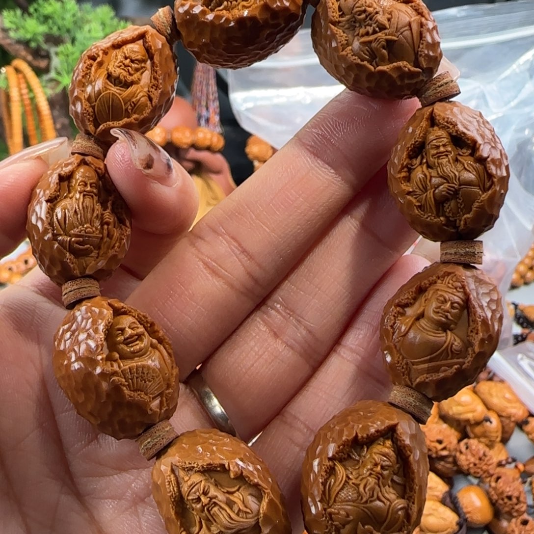 手串/手链橄榄核福利待遇