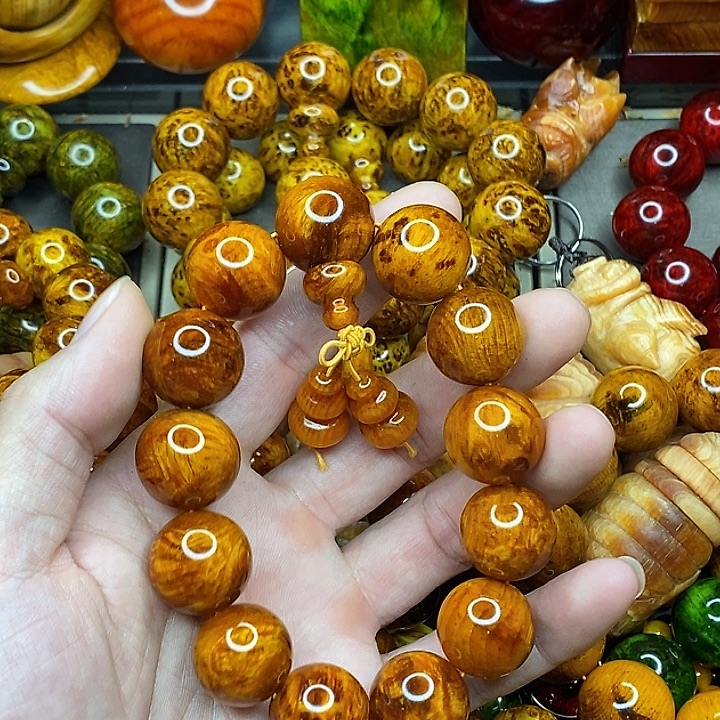 琥珀木雷击木留疤手串1.8