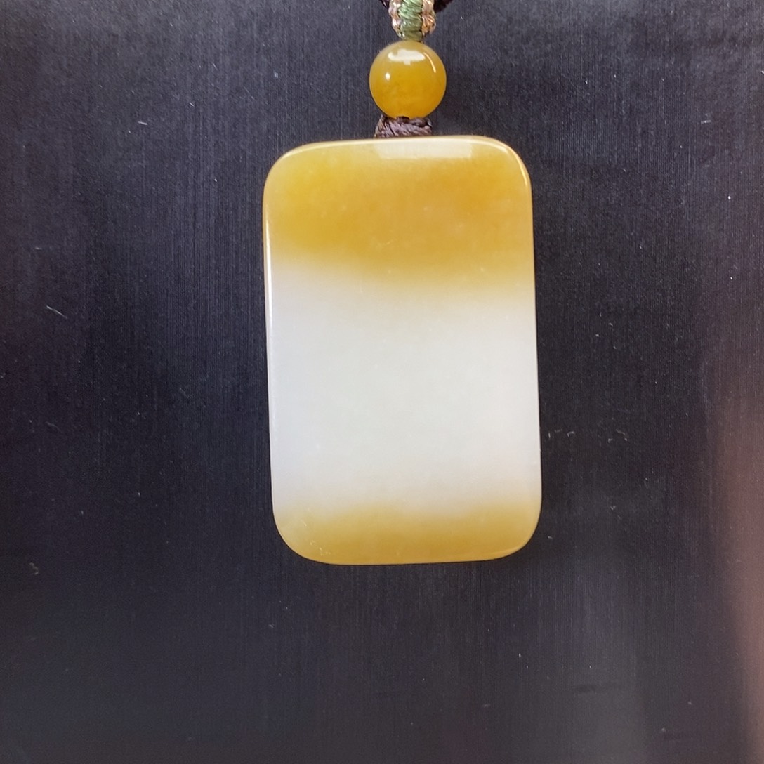 和田玉（糖玉）未镶嵌颈饰