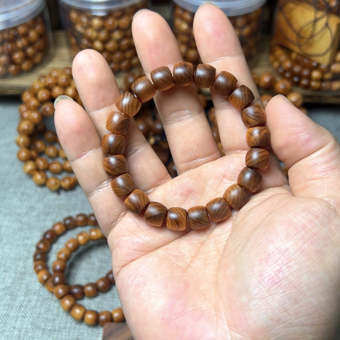 柏木（崖柏）“**”黑油骨直切9*10