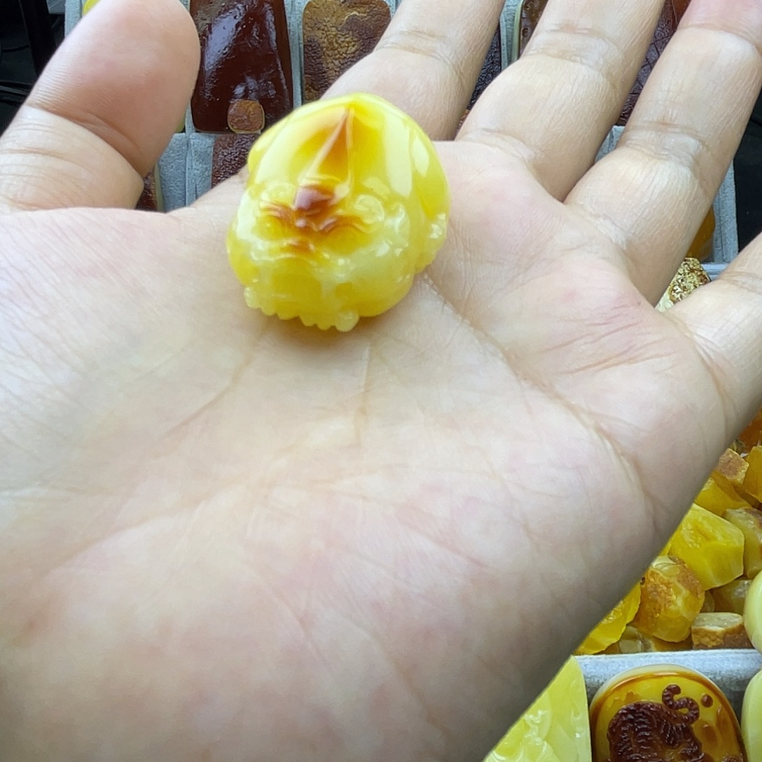 未镶嵌定制琥珀97789767899