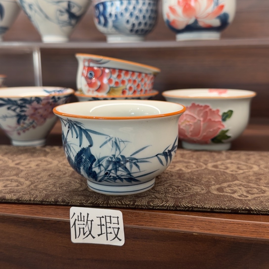 釉下手绘茶具微瑕