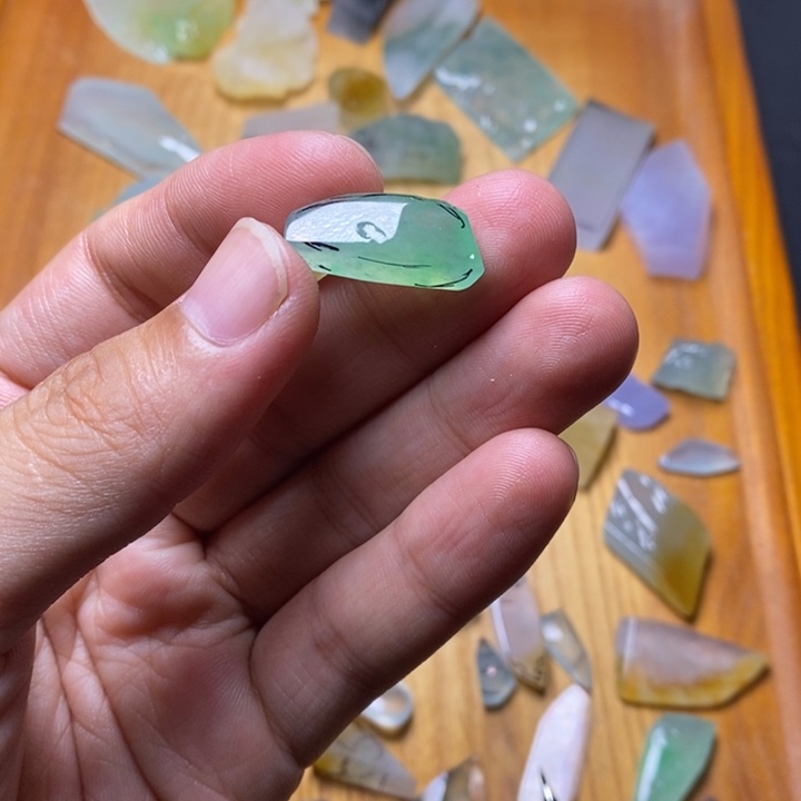 定制翡翠未镶嵌包工