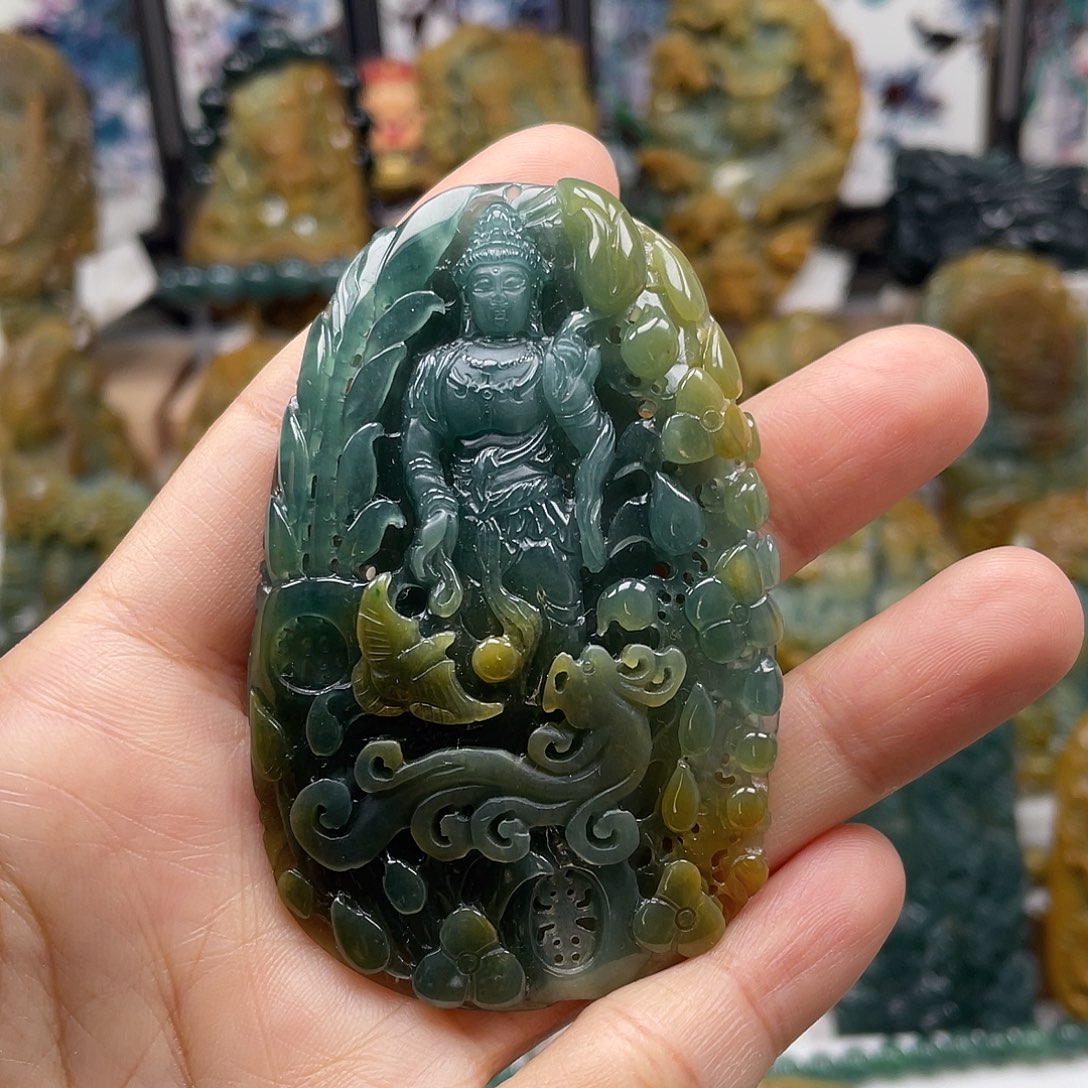 只***天翡翠未镶嵌颈饰天然翡翠a货大势至