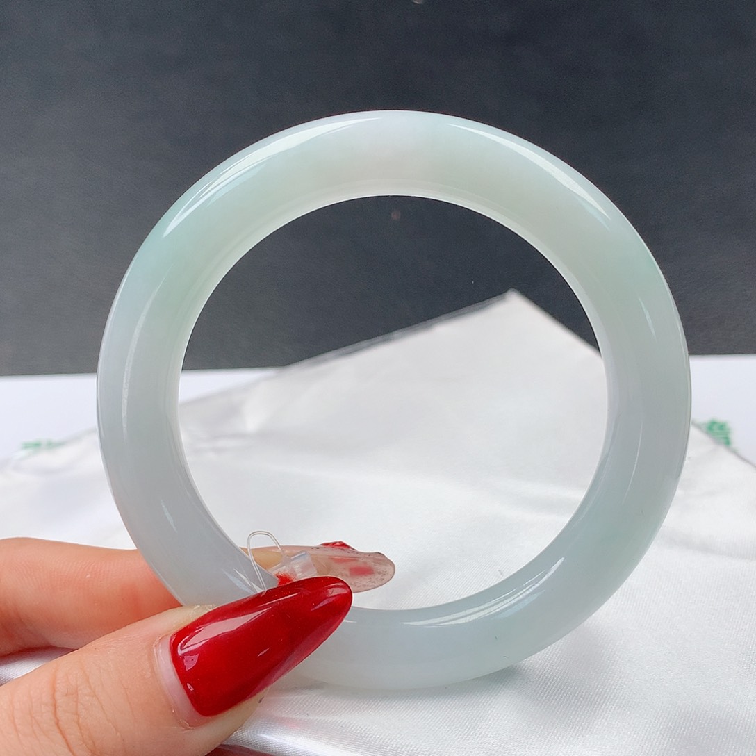 翡翠手镯未镶嵌铭55圆