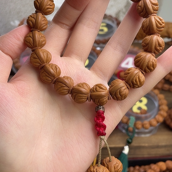 文玩核桃手串15野生红莲