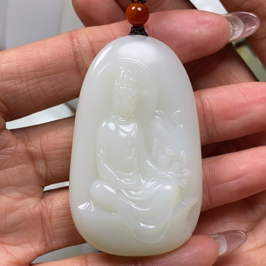 和田玉挂件未镶嵌寒***得