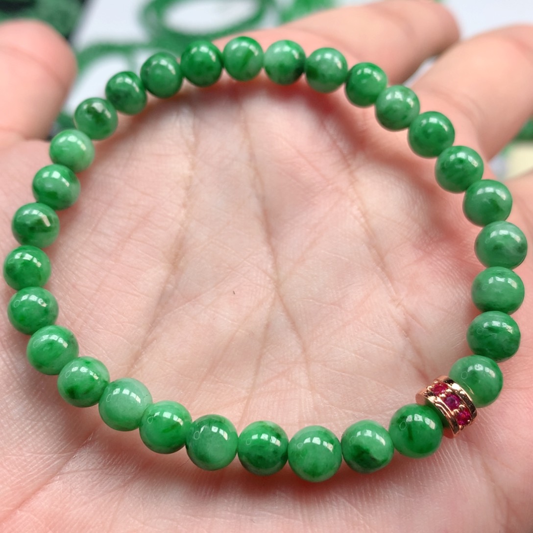 翡翠手链未镶嵌翡翠