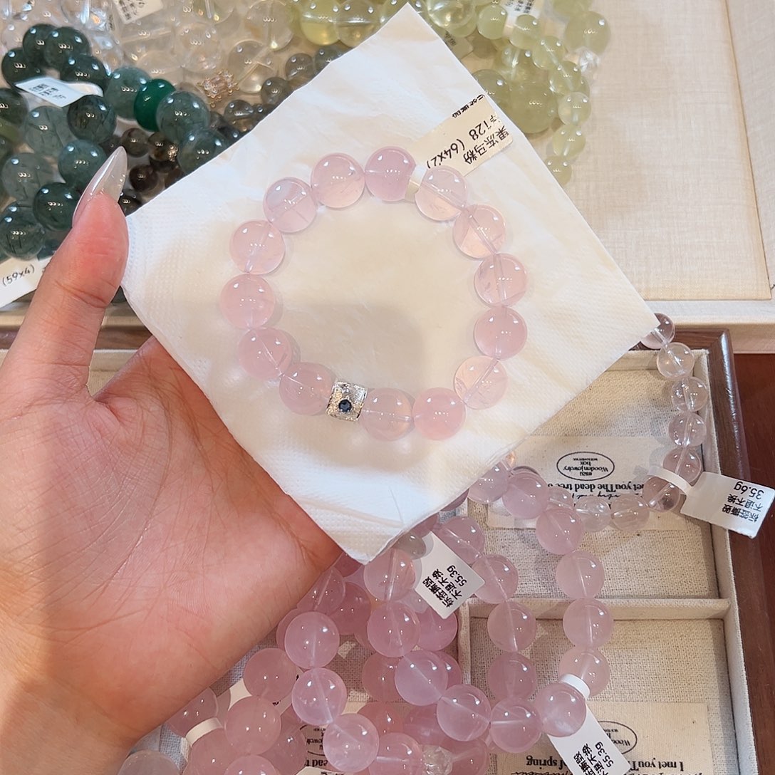 水晶手链未镶嵌吃***榴48小时鉴赏