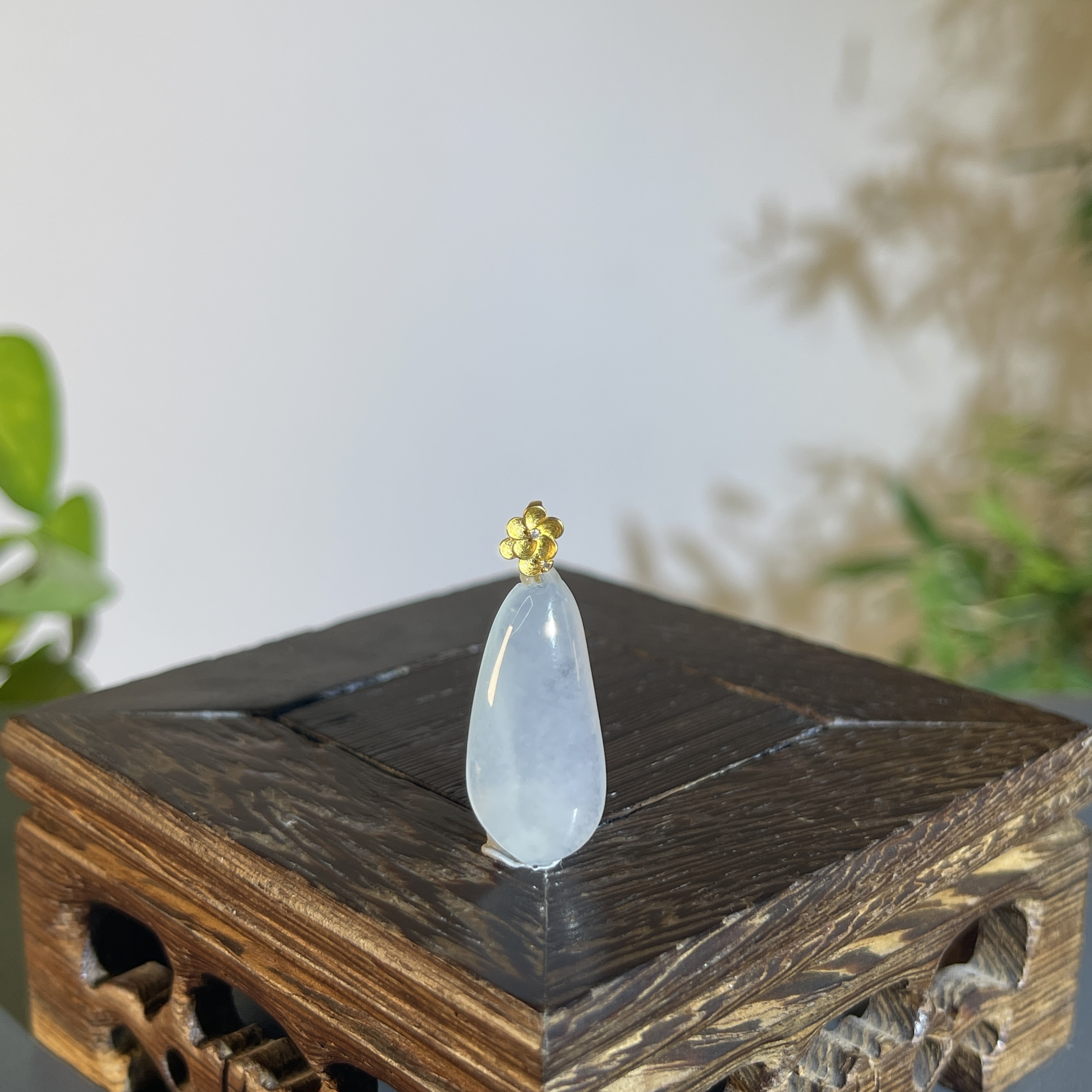 JXB13-56 天然翡翠缅甸A货 18K金扣头福瓜