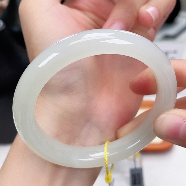 和田玉手镯5859未镶嵌