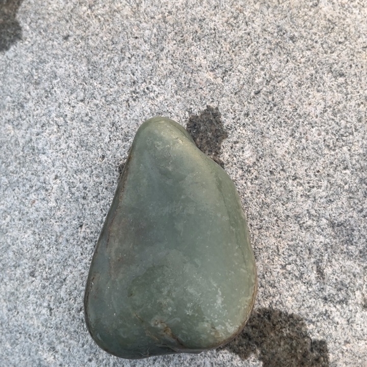 颈饰未镶嵌和田玉（糖玉）