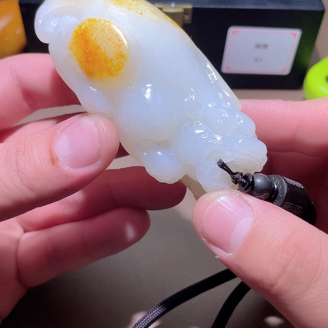 和田玉颈饰未镶嵌Z6