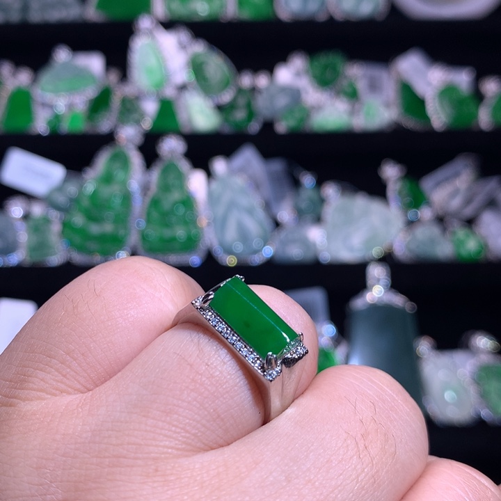 【闪购商品】银S925镶嵌戒指翡翠天然翡翠