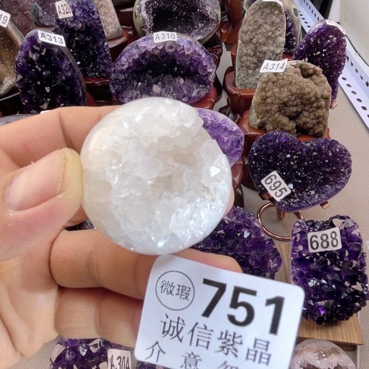 未镶嵌大型摆件（非配饰）水晶