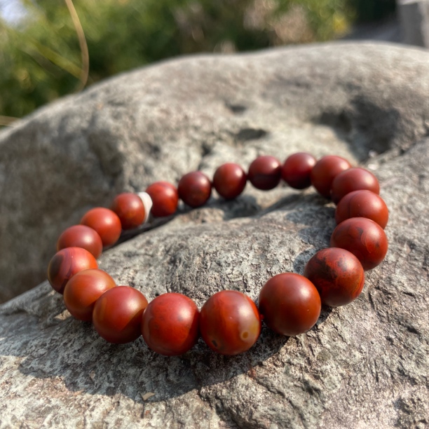 原矿南红铁皮包浆圆珠卡10手串