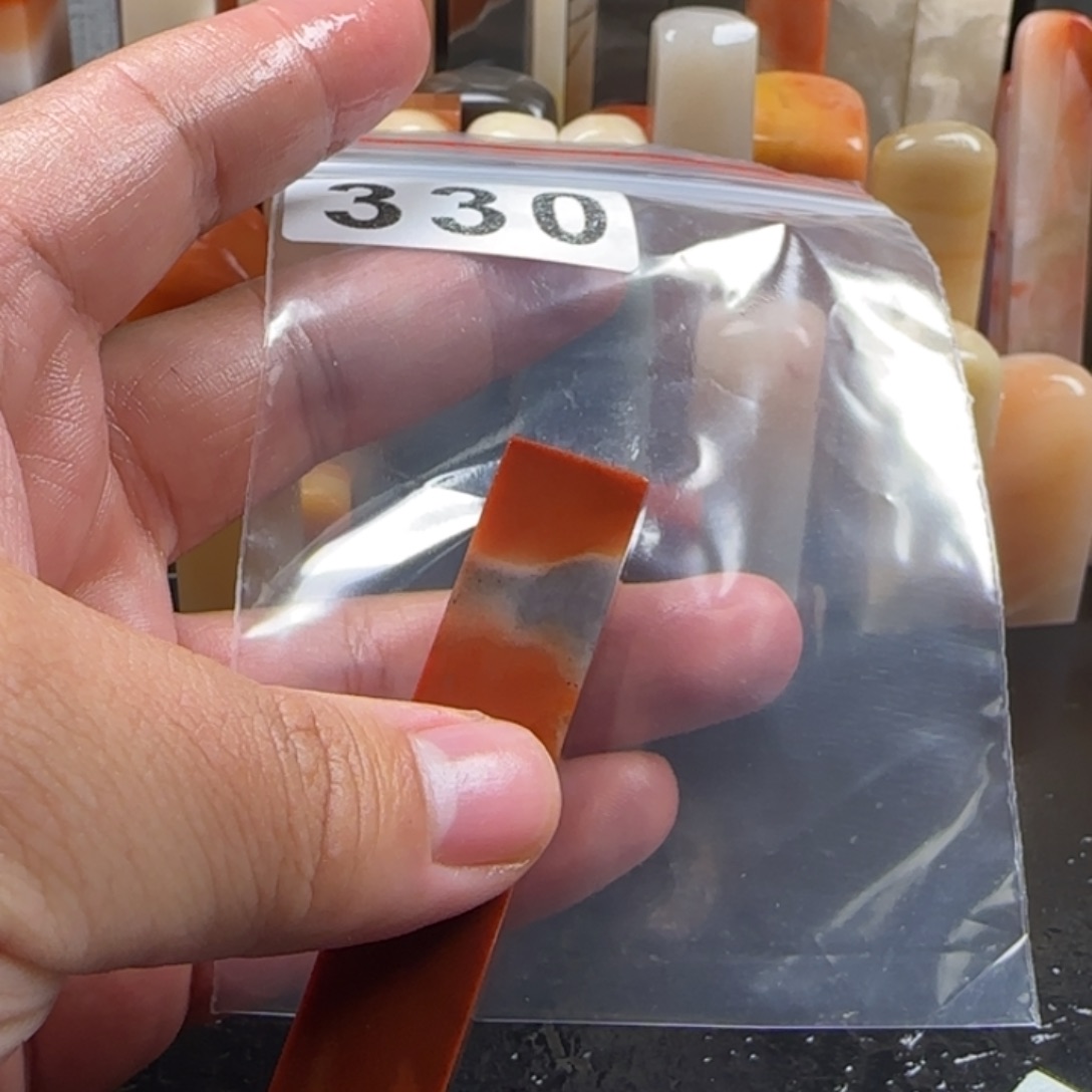 卧***轩老挝石老挝       