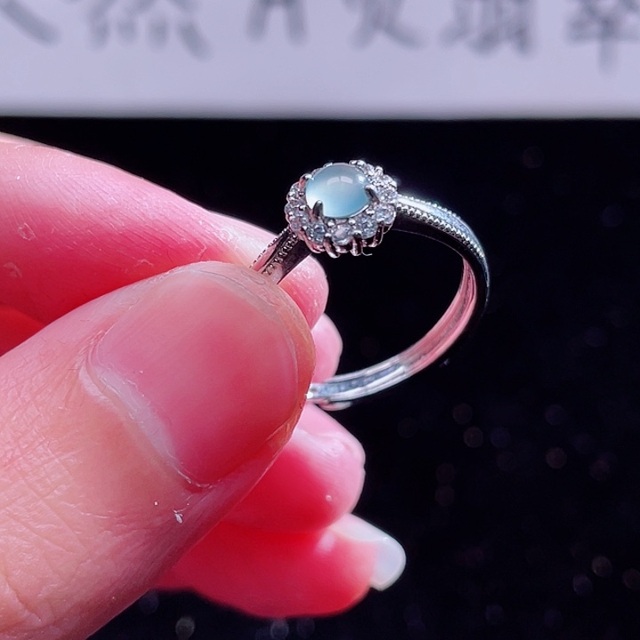 翡翠颈饰未镶嵌999999999