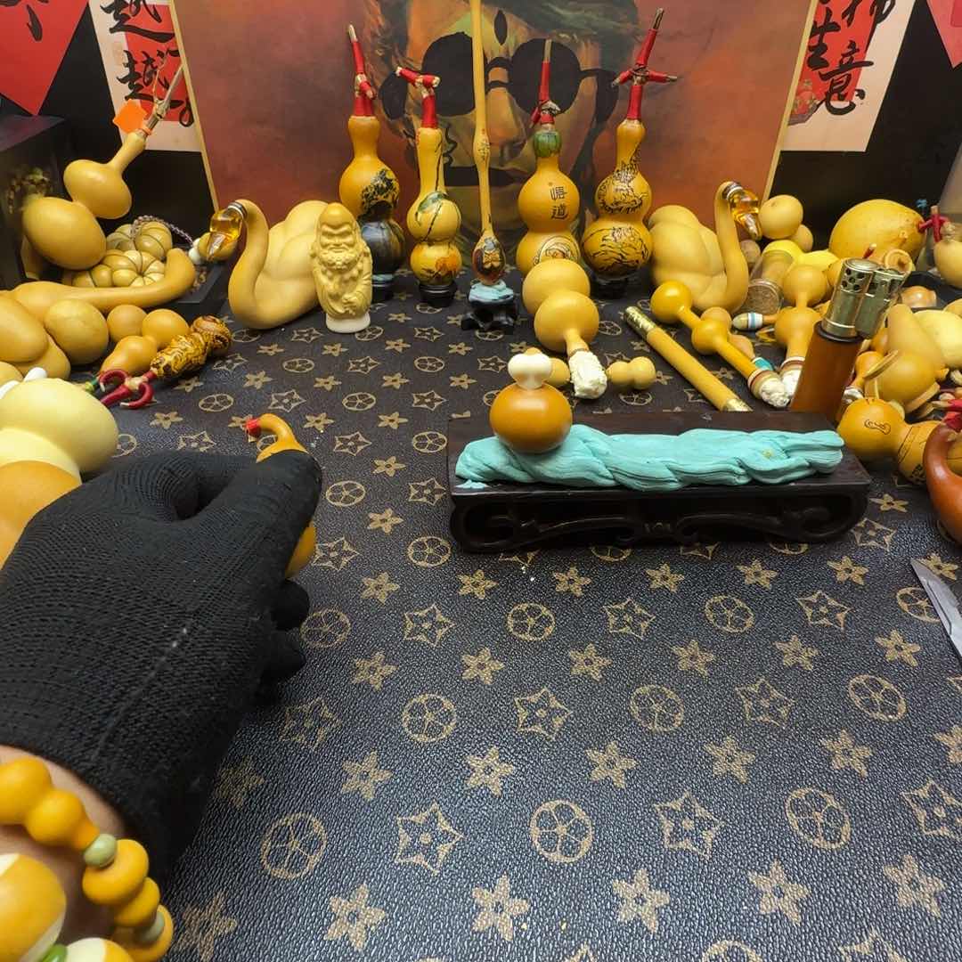 小*子哈哈哈哈哈哈哈哈哈哈哈哈