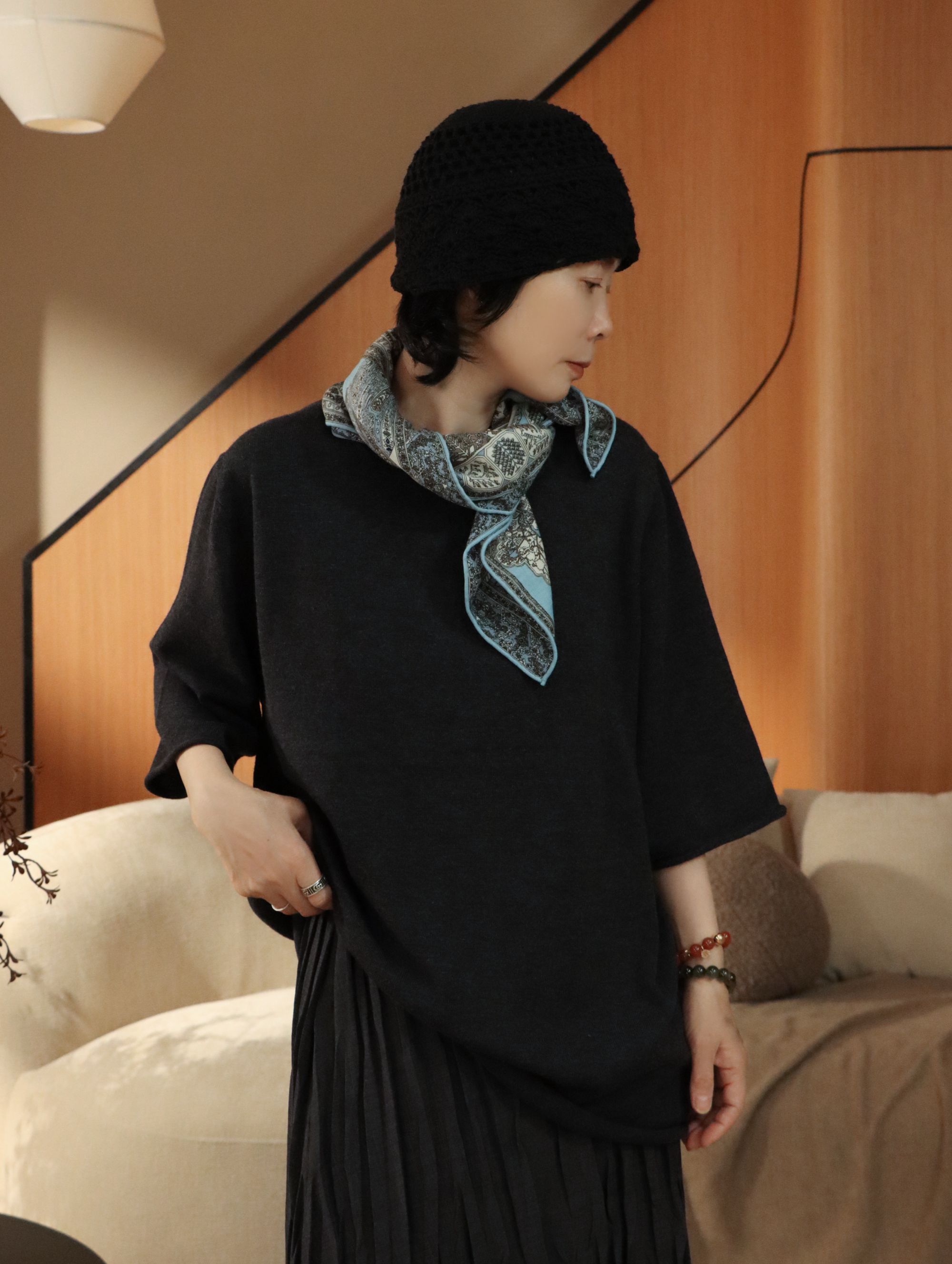 秀文~【云墨】高级感软糯圆领七分袖慵懒风中长款针织衫XL8016S