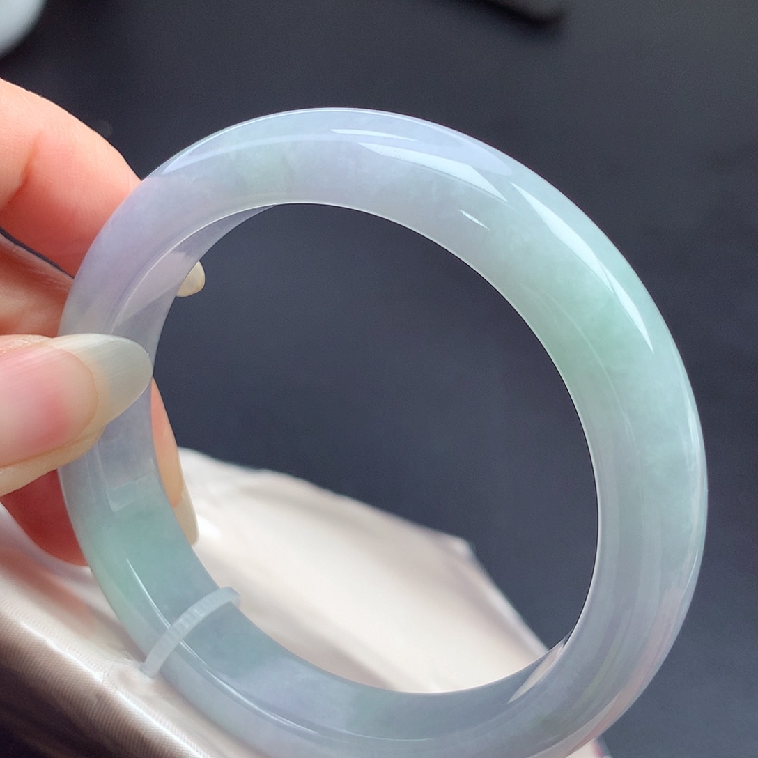 翡翠未镶嵌手镯57圈口