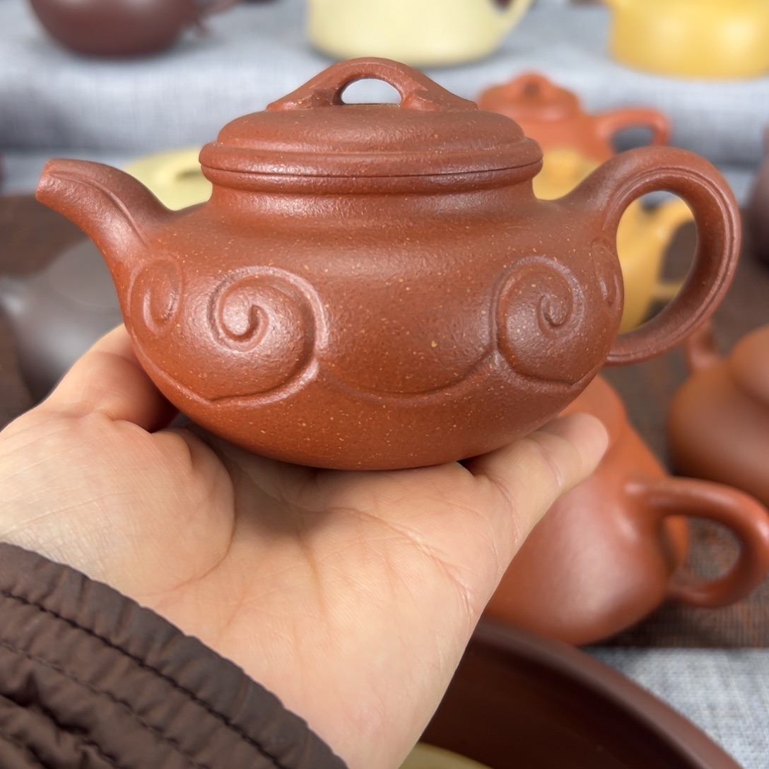 紫砂茶壶纯红降破如意