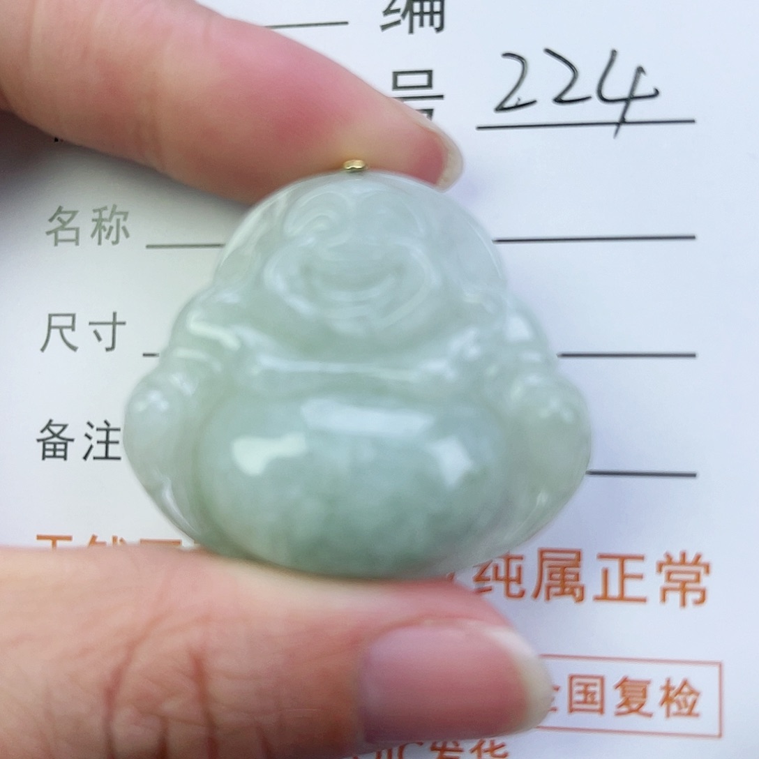 翡翠颈饰未镶嵌佛公微瑕