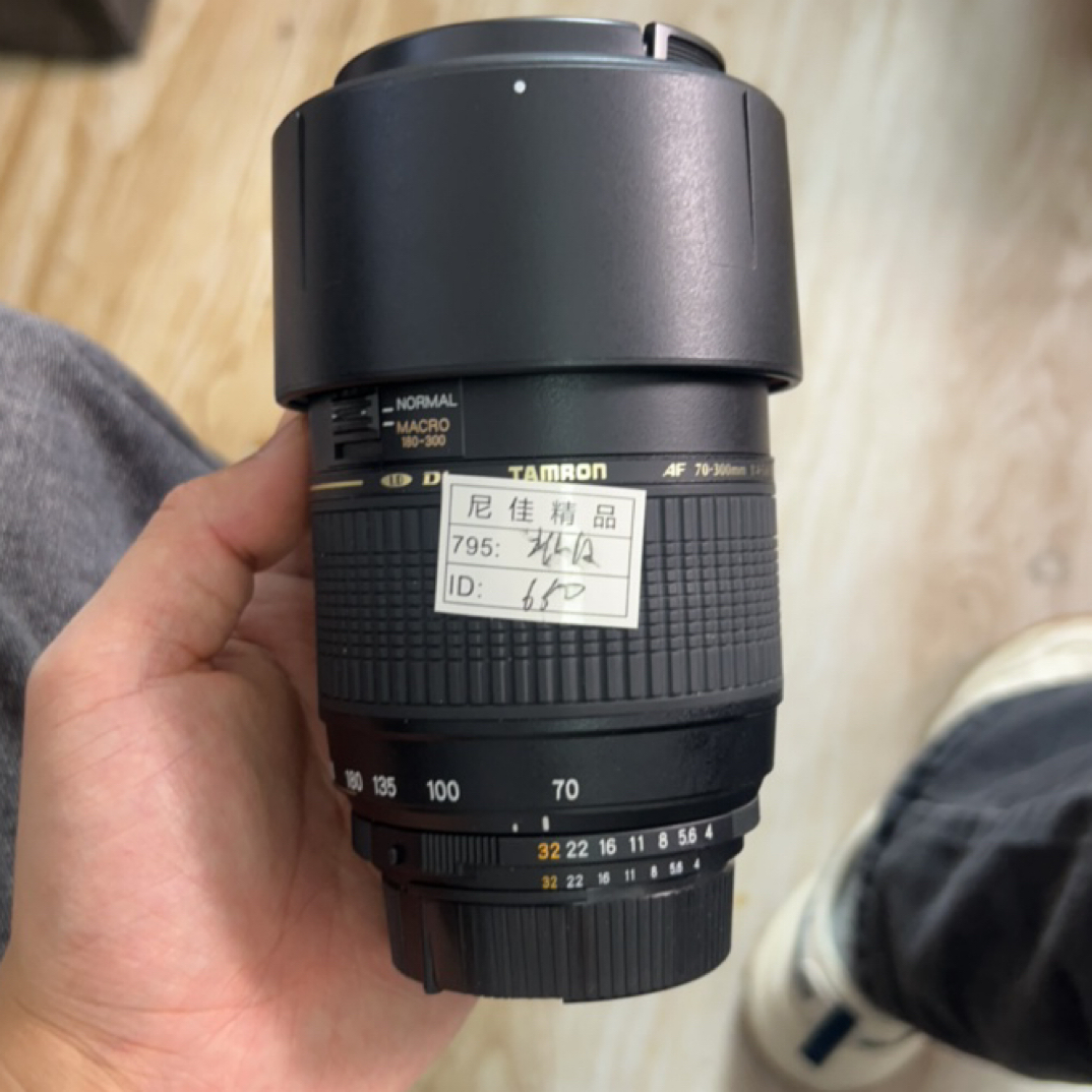 9新 Nikon/尼康 Canon/佳能 - 卡口 二手单反相机/镜头（无配件）