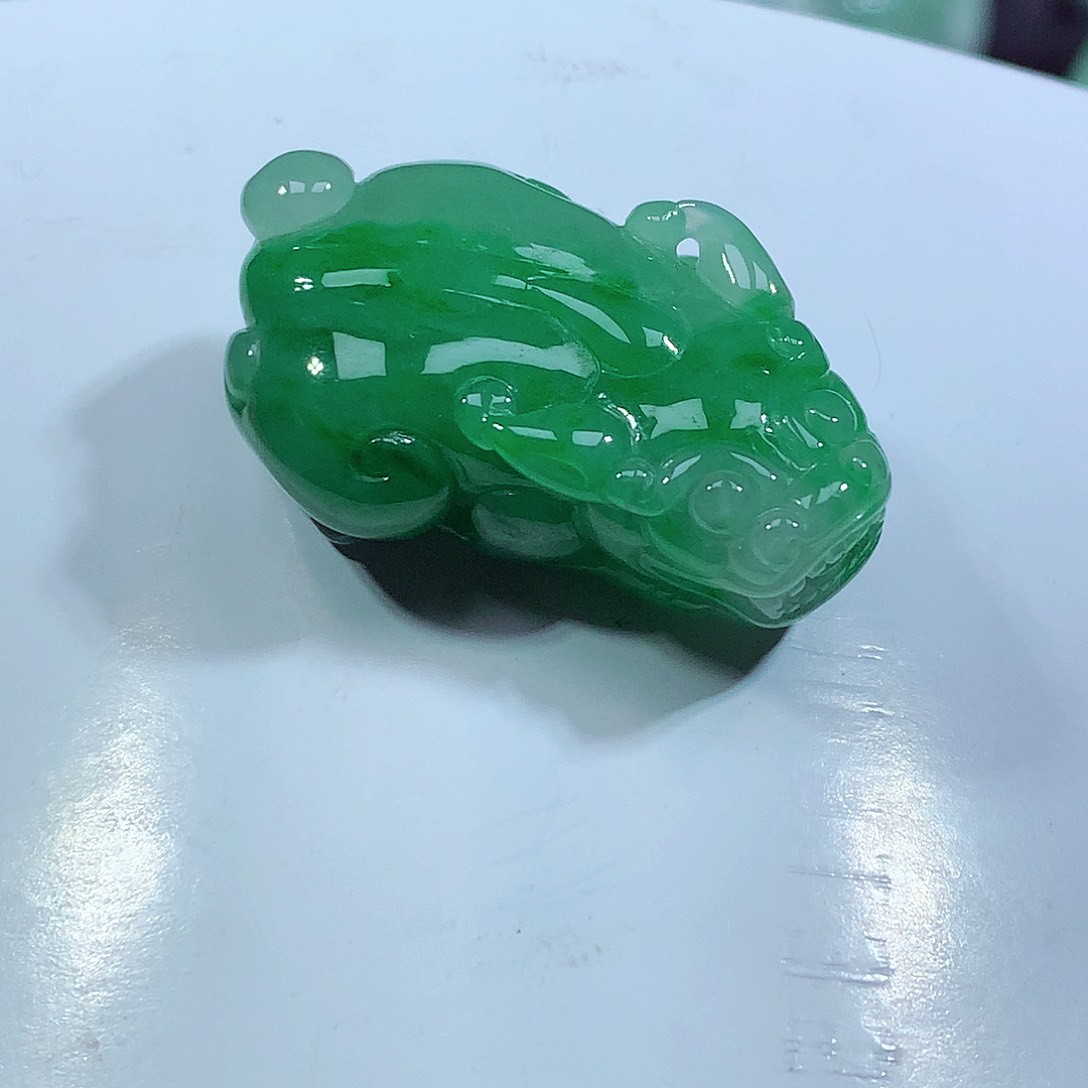 翡翠颈饰未镶嵌缅甸翡翠