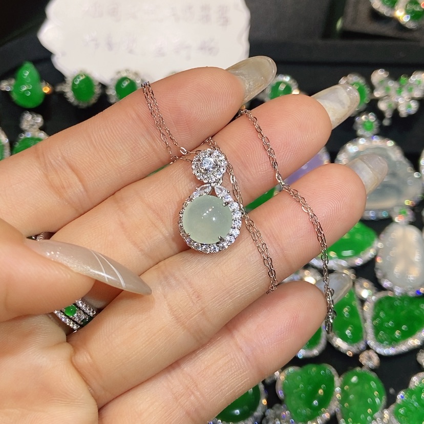 【闪购商品】翡翠未镶嵌颈饰天然翡翠