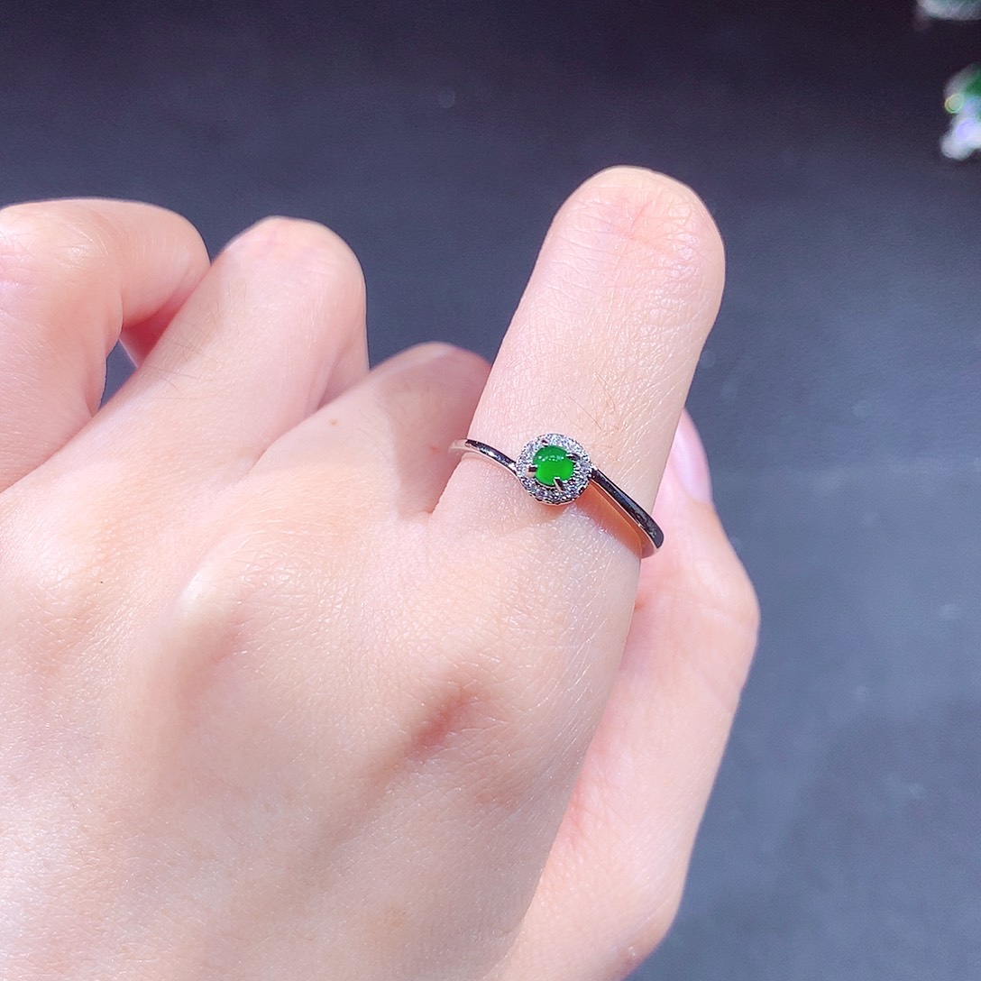 未镶嵌戒指翡翠翡翠