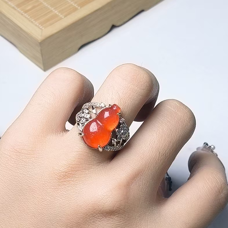 （聚宝严选）B50红葫芦戒指精致男女同款精美气质时尚百搭气质