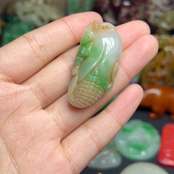 和田玉（糖玉）未镶嵌挂件