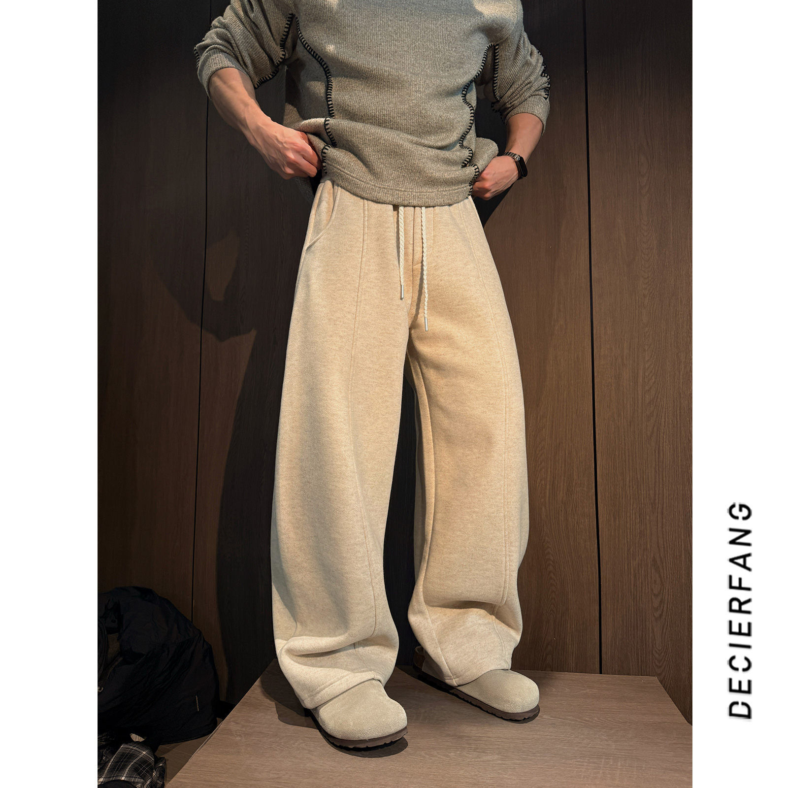 2025秋冬设计师款加绒绵羊毛卫裤定制面料柔软舒适宽松百搭休闲裤