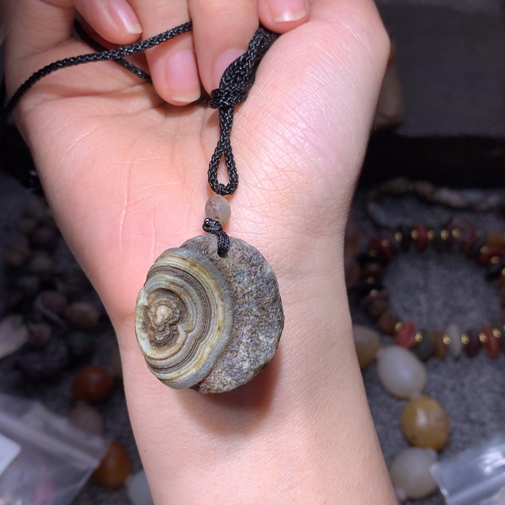 玛瑙/玉髓未镶嵌珠宝半成品L*°