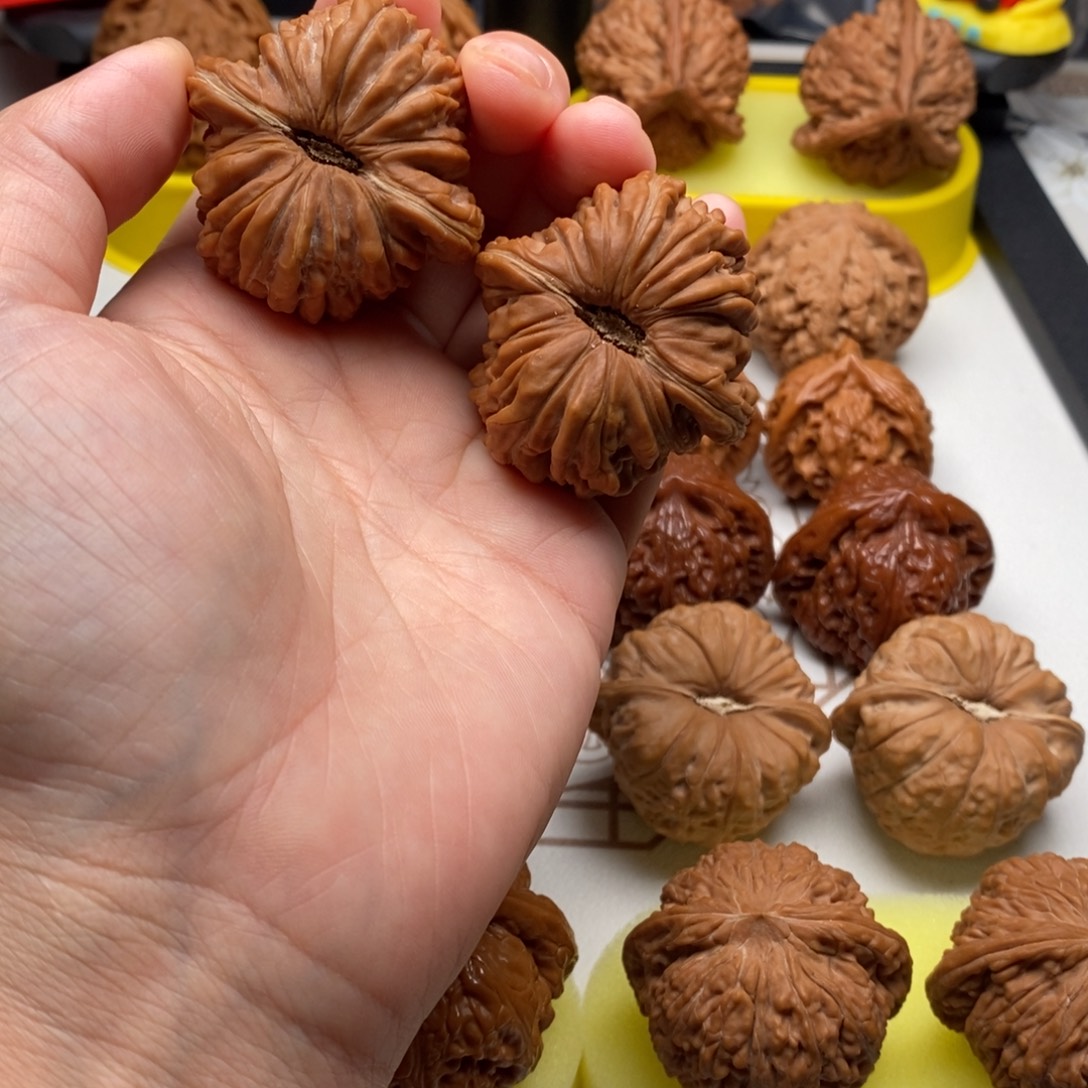 把件桃核四座楼拱桥