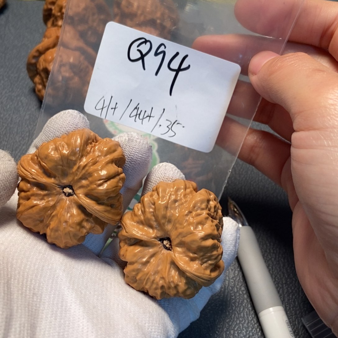 文玩核桃吊坠蛤蟆