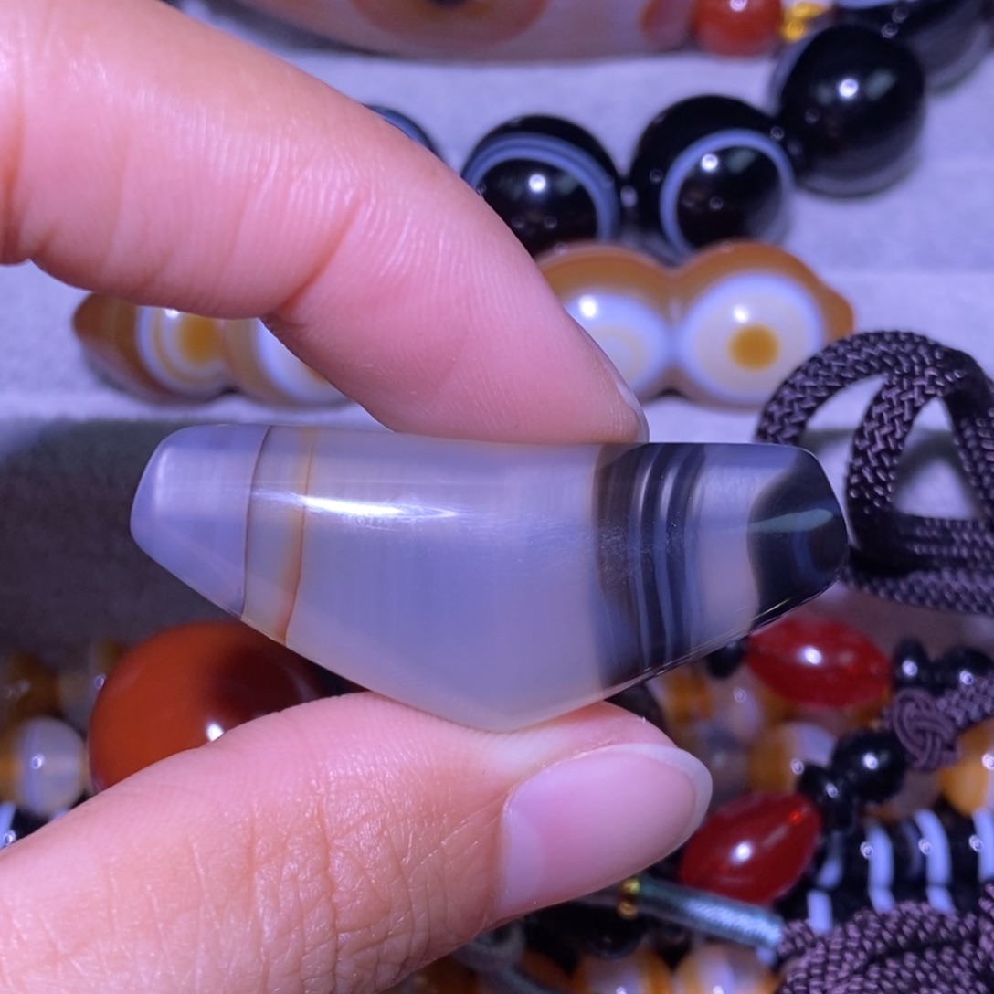 洋***嘿玛瑙/玉髓未镶嵌颈饰