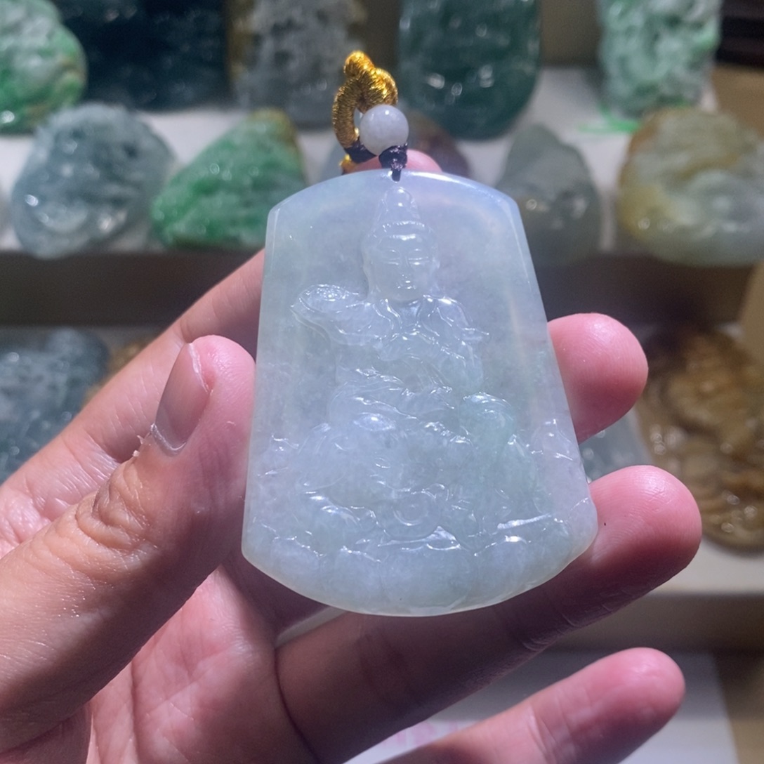 【闪购商品】翡翠颈饰未镶嵌普贤