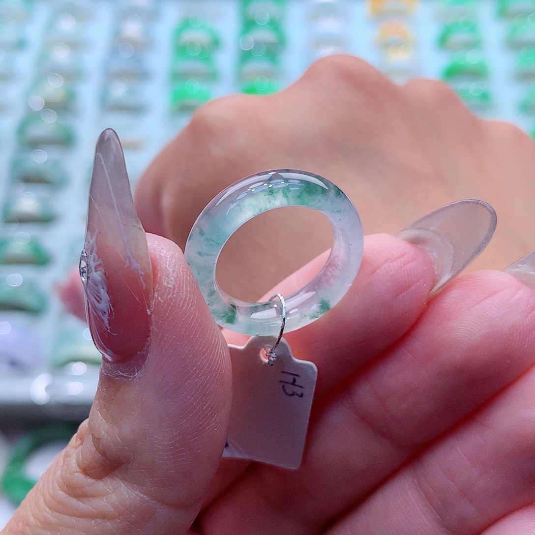 翡翠戒指未镶嵌雯*子9号