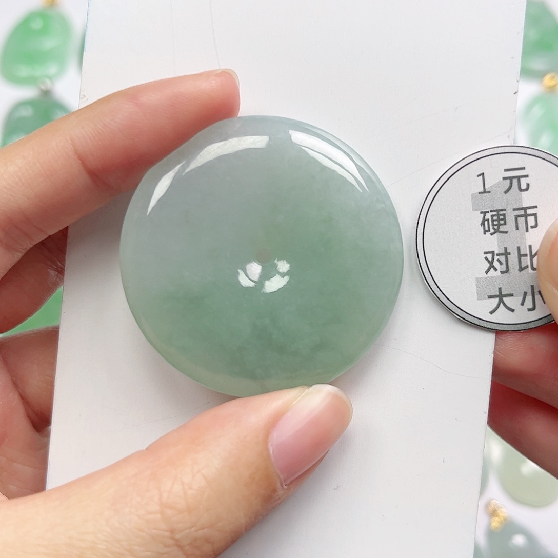 翡翠未镶嵌挂件四会天然A货翡翠