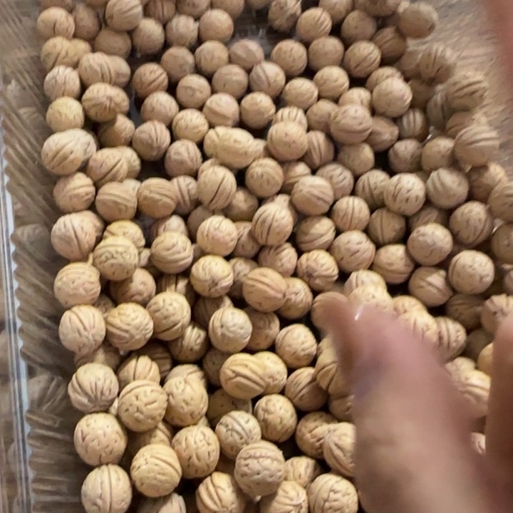 蓝***海吊坠桃核盘锦小奶豆