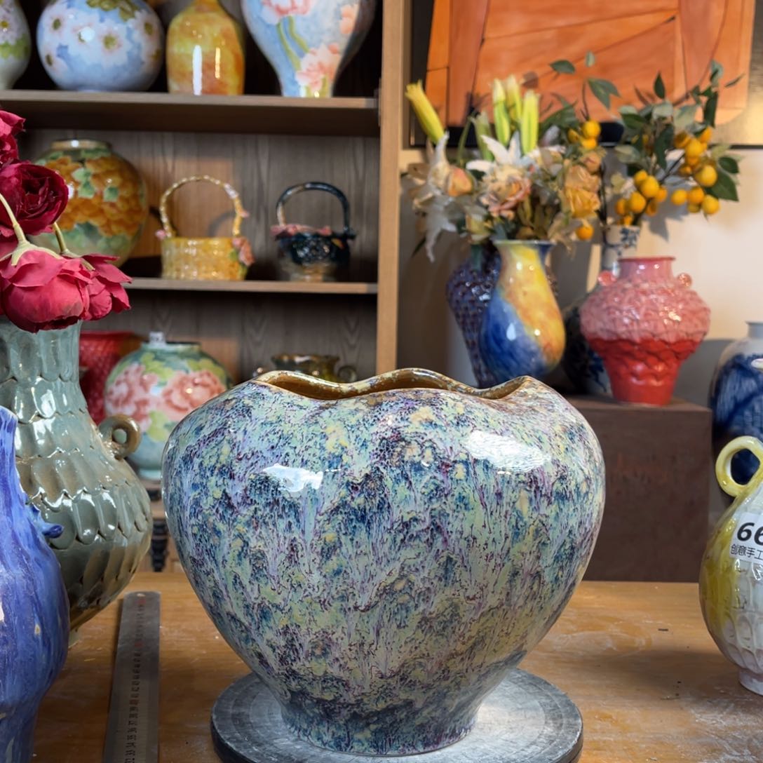 摆件陶瓷花瓶高19口径14