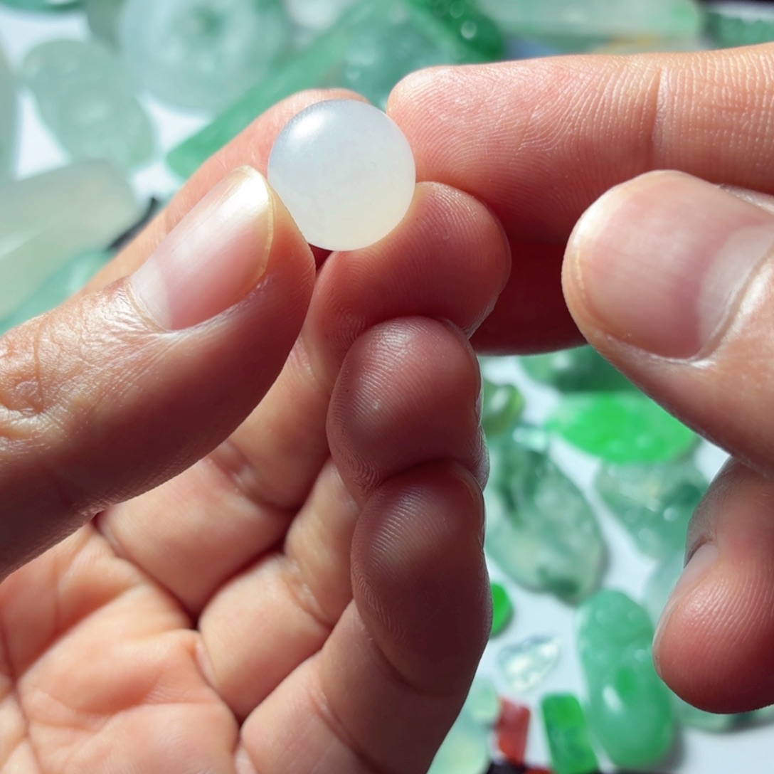 定制翡翠未镶嵌包工