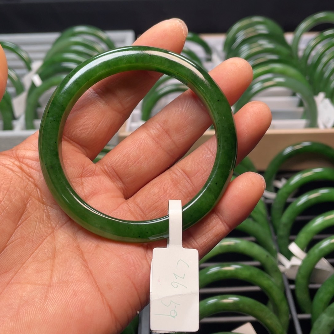 和田玉（碧玉）手镯未镶嵌陈*晨