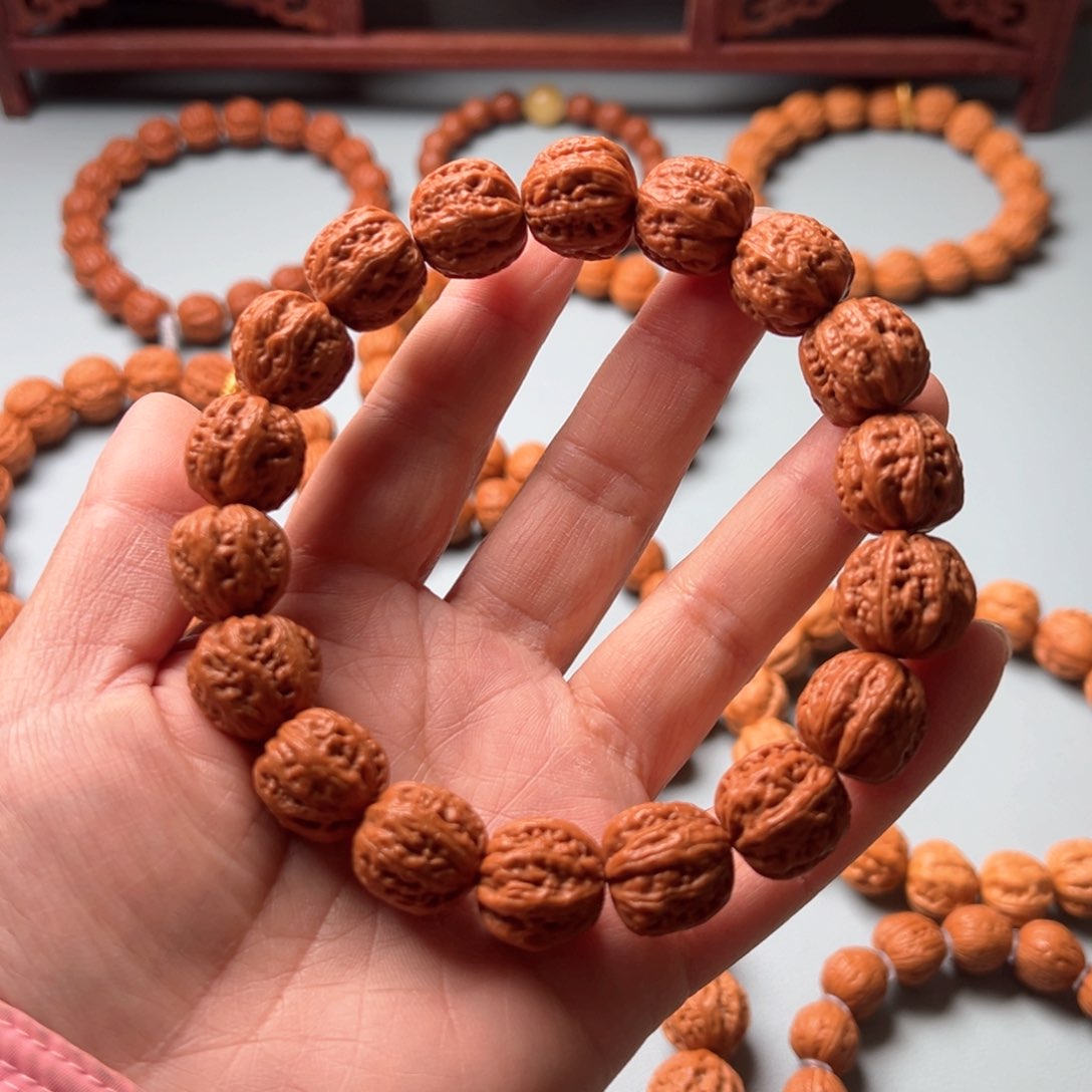 文玩核桃吊坠野生小核桃