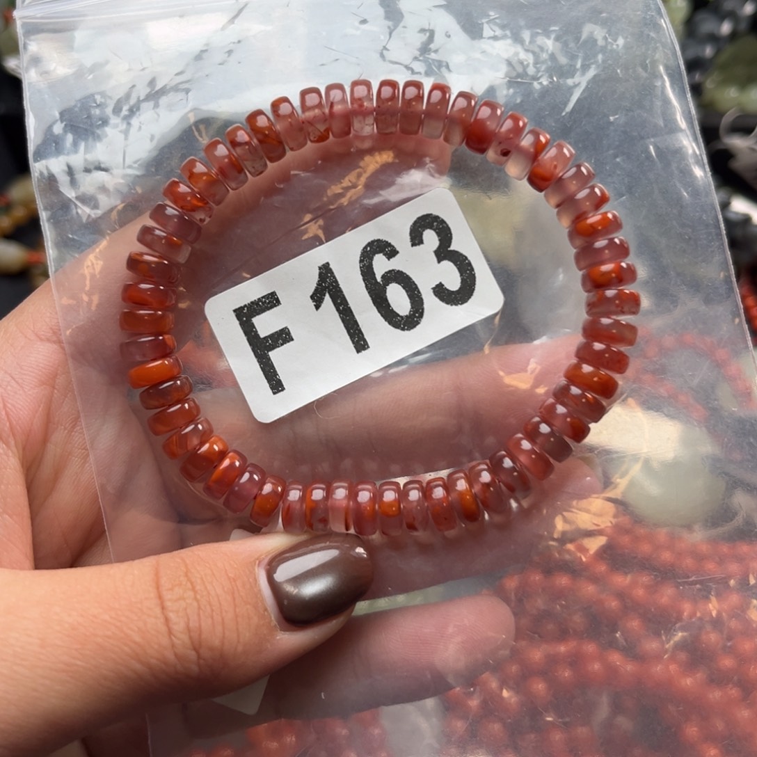 南红玛瑙未镶嵌珠宝奇石