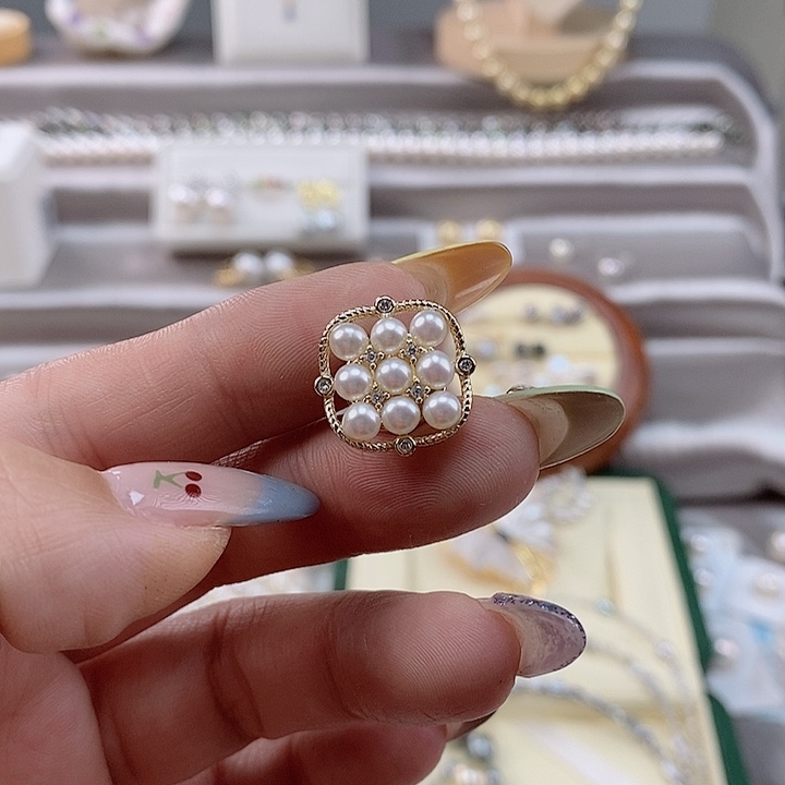 淡水珍珠胸饰未镶嵌