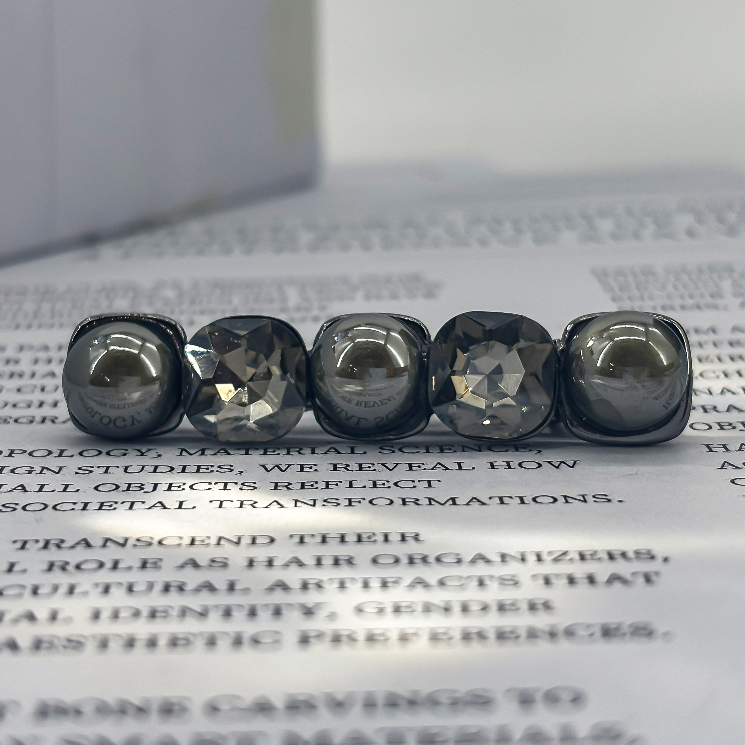 【HP·轻奢】珍珠方糖压夹6CM-1009